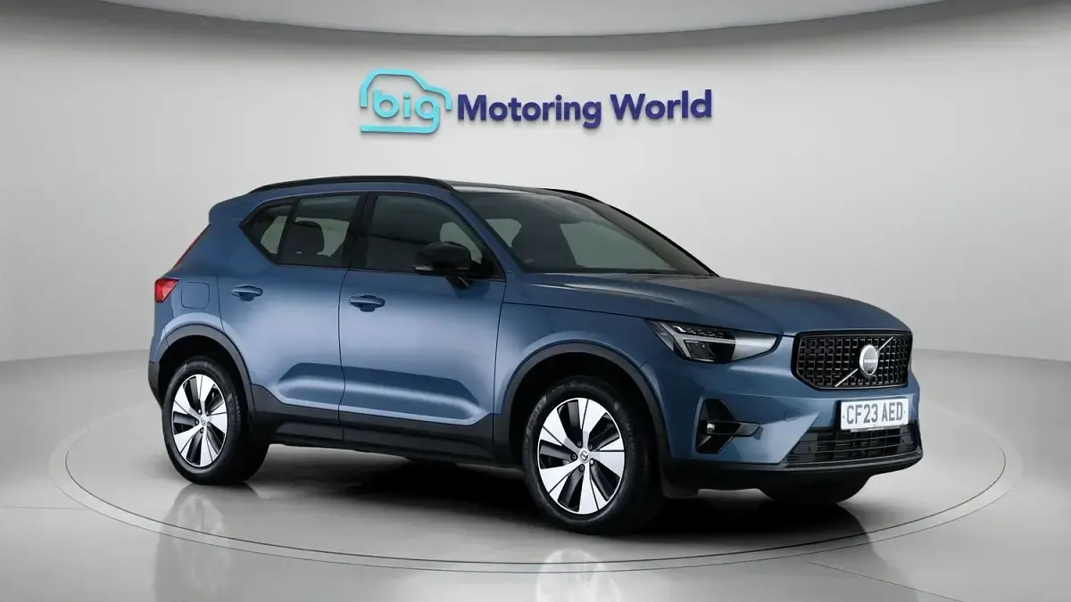 Used Volvo XC40 Plus 211 HP (155 kW) 2023 SUV