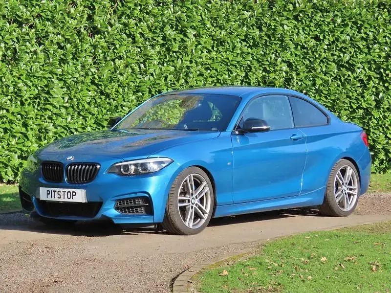 Begagnad BMW M240 M Sport 340 HK (250 kW) 2019 Blå Sportkupé