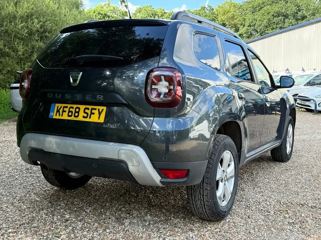 Used Dacia Duster Comfort 115 HP (84 kW) 2019 Grey SUV