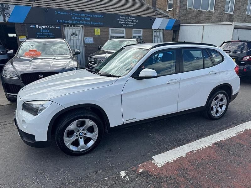 White Used 2012 BMW X1 SUV | £4,695 (Good price) - Image 1/4