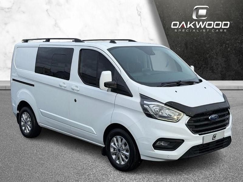 Used Ford Transit Custom Limited 170 HP (125 kW) 2021 White Van
