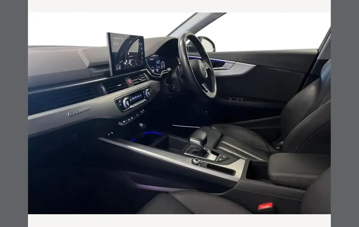 Used Audi A4 Allroad Sport 245 HP (180 kW) 2020 Mythos black Estate
