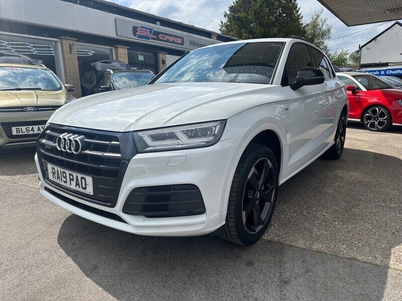 White Used 2019 Audi Q5 Black Edition SUV | £24,750 (Fair price) - Image 1/4