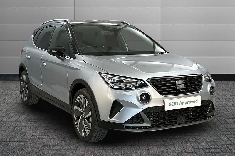 Silver Used 2024 Seat Arona FR Sport SUV | £19,500 (A bit pricey) - Image 1/4
