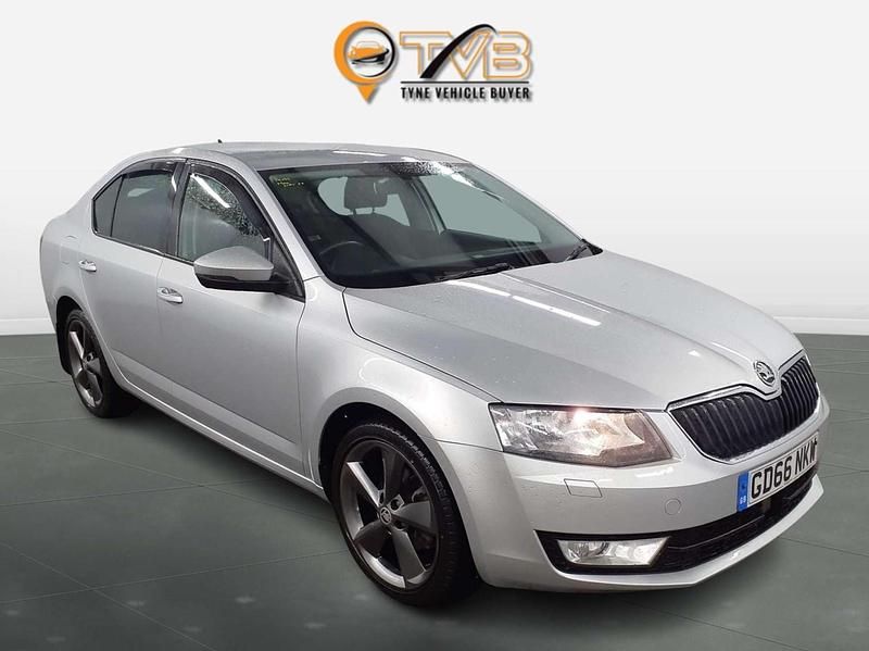 Silver Used 2016 Skoda Octavia SE L Hatchback | £9,495 (Good price) - Image 1/3