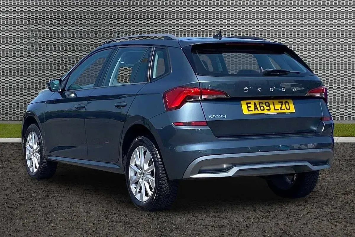Used Skoda Kamiq SE 85 HP (62 kW) 2019 Quartz grey metallic SUV