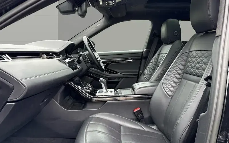 Usado Land Rover Range Rover evoque Autobiography 207 CV (152 kW) 2023 SUV