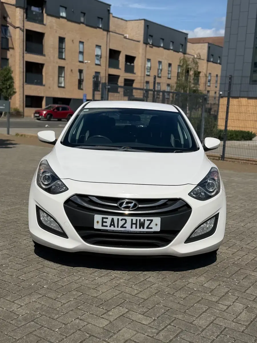 Used Hyundai i30 Active 2012 White Hatchback