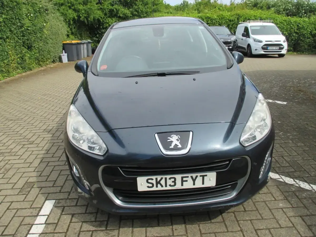 Usado Peugeot 308 Active 2013 Azul Citadino