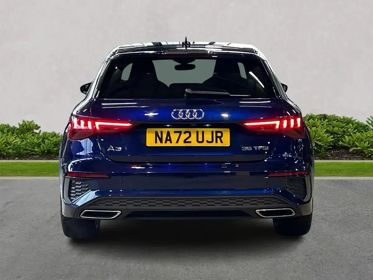 Used Audi A3 Sportback S-Line 150 HP (110 kW) 2022 Blue Hatchback