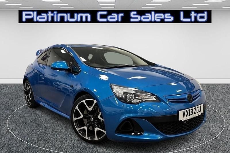 Used 2013 Vauxhall Astra Hatchback | £13,995 - Image 1/1
