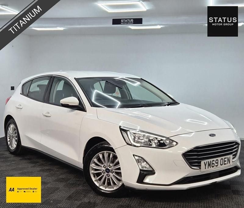 White Used 2019 Ford Focus Titanium Hatchback | £8,495 (Fair price) - Image 1/4