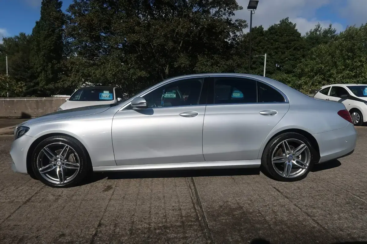 Used Mercedes E220 AMG line 2017 Silver Sedan