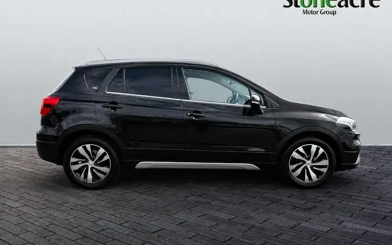 Used Suzuki SX4 SZ5 140 HP (102 kW) 2019 Black Hatchback