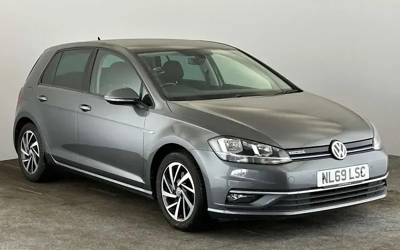 Used VW Golf VII Match 131 HP (96 kW) 2019 Hatchback