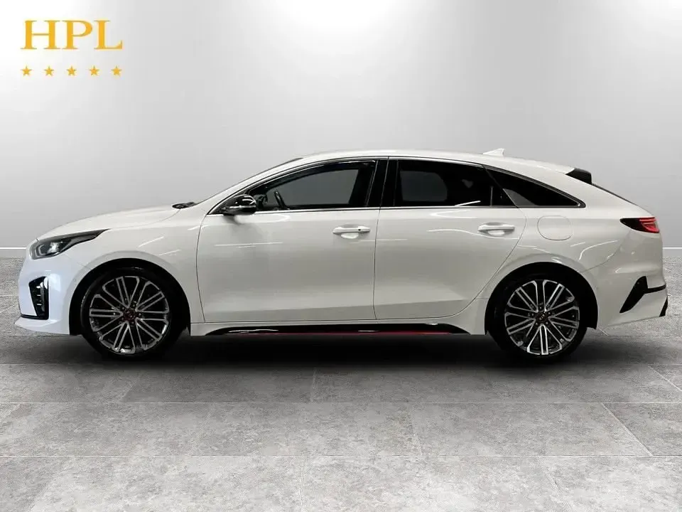 Begagnad Kia ProCeed GT 201 HK (147 kW) 2019 Vit Kombi