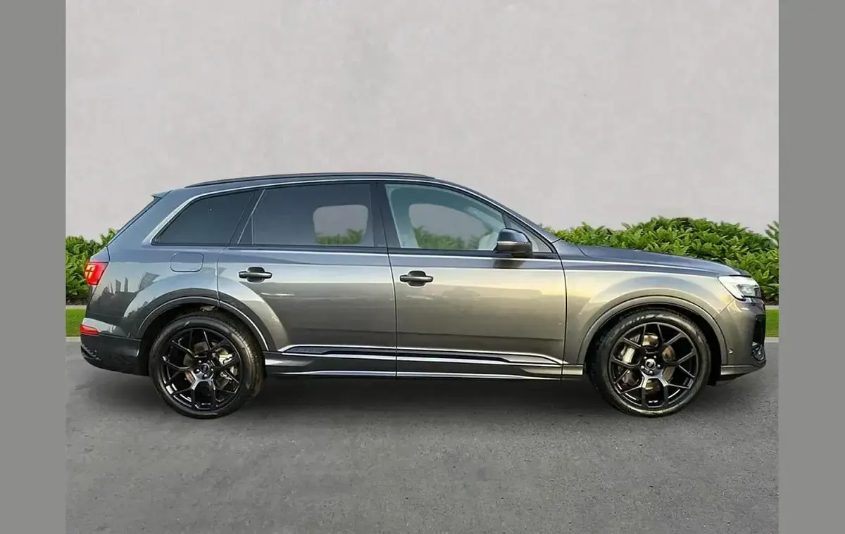 New Audi Q7 Black Edition 228 HP (167 kW) 2025 Other SUV
