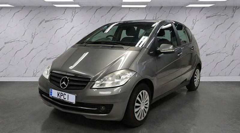 Used Mercedes A160 Classic 95 HP (69 kW) 2010 Grey Hatchback