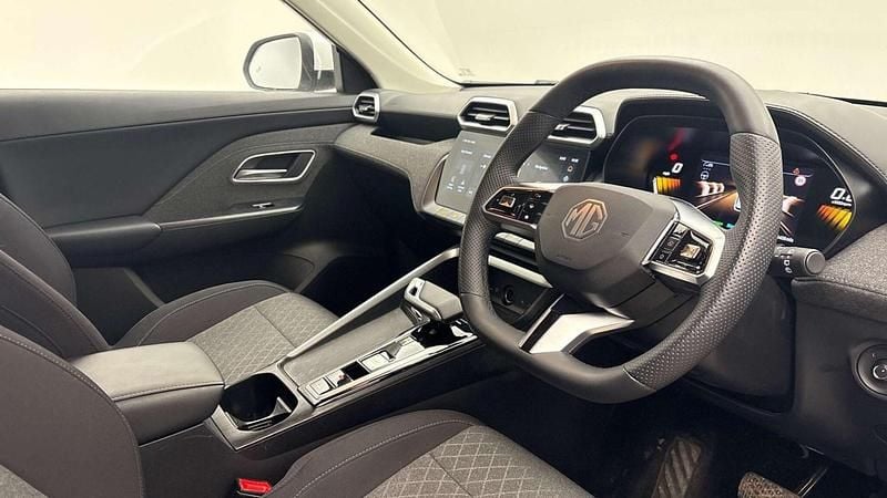 Used MG ZS SE 196 HP (144 kW) 2025 White SUV