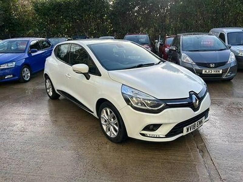 Used Renault Clio IV Dynamique 2018 White Hatchback