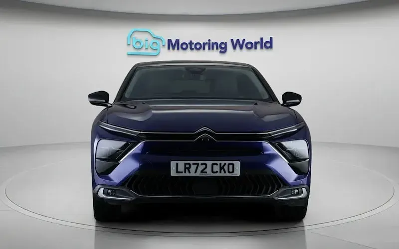 Used Citroën C5 X Shine 225 HP (165 kW) 2023 Blue Estate