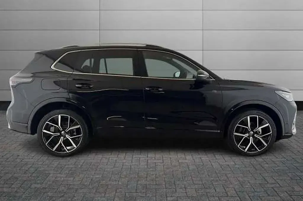 Used VW Tiguan Edition 150 HP (110 kW) 2025 Unknown SUV
