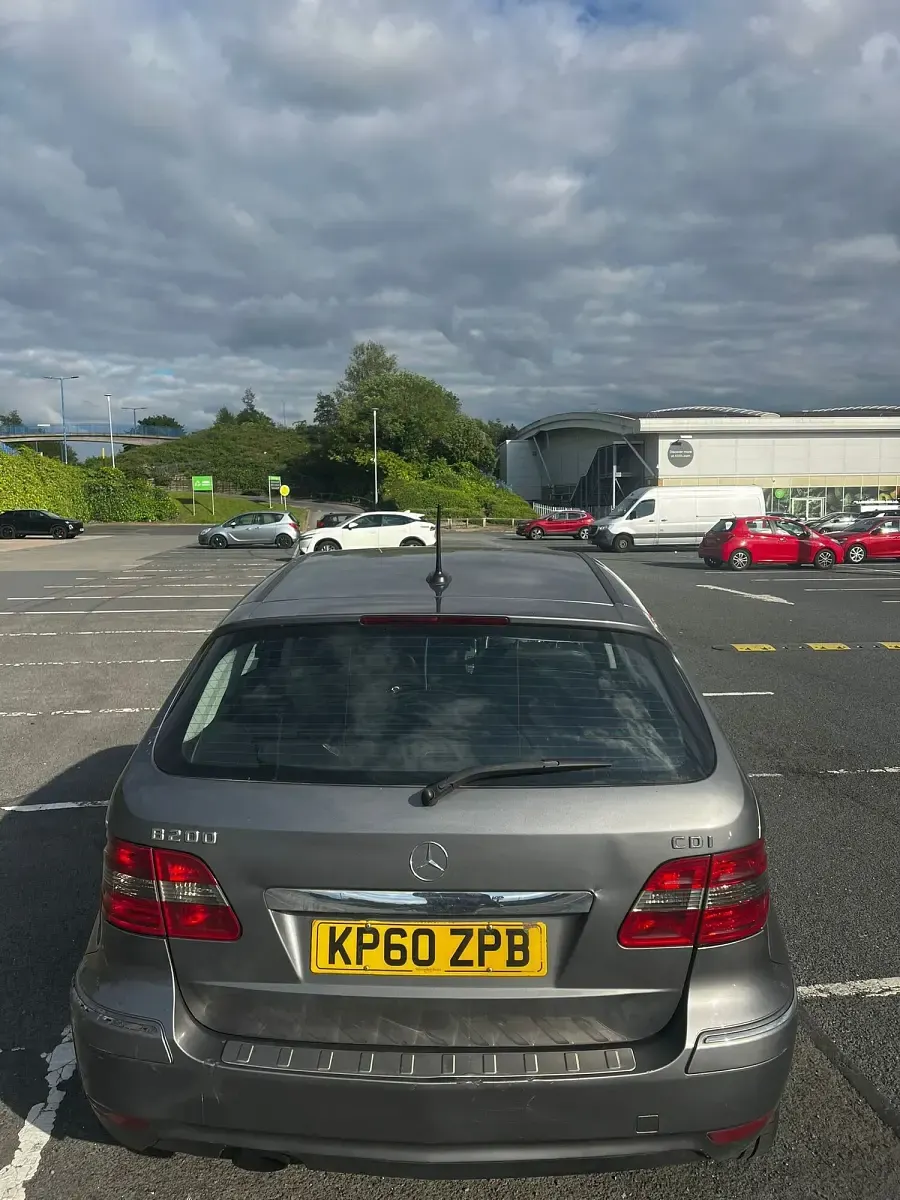 Used Mercedes B200 2010 Grey MPV