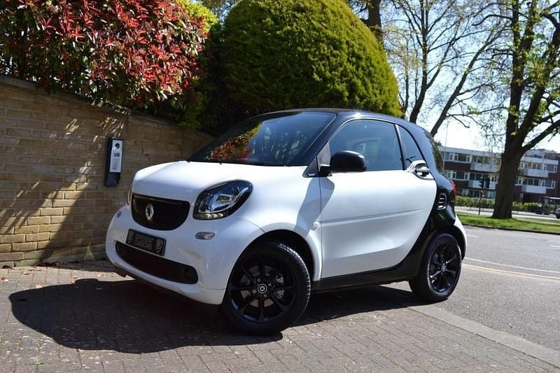 Used Smart ForTwo Coupé Passion 71 HP (52 kW) 2018 Black Coupe