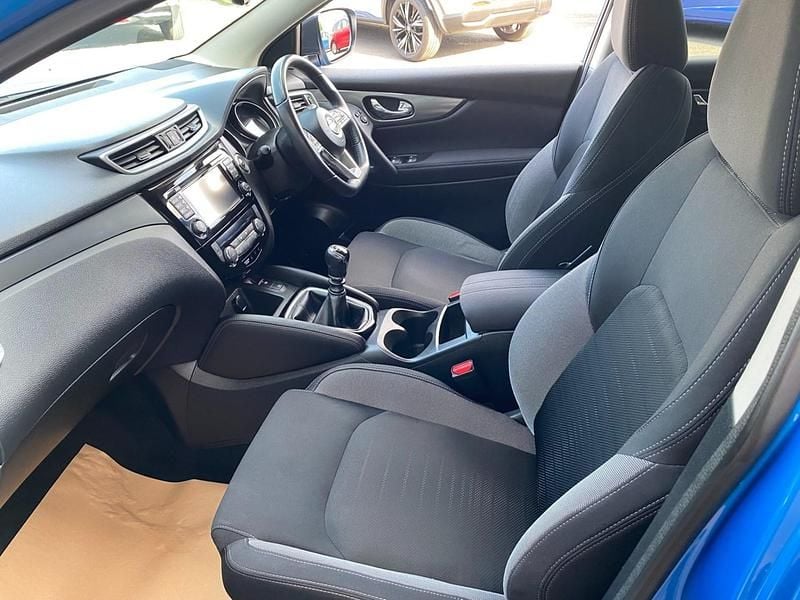 Used Nissan Qashqai N-Connecta 2018 Blue SUV