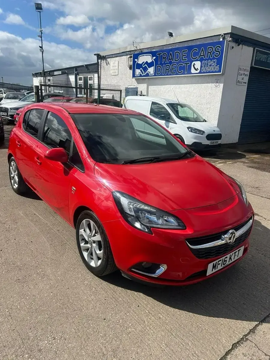 Second-hand Vauxhall Corsa SRi 75 CP (55 kW) 2016 Roșu Hatchback