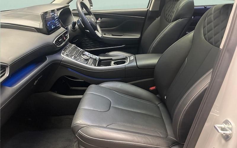 Used Hyundai Santa Fe Ultimate 230 HP (169 kW) 2023 White SUV