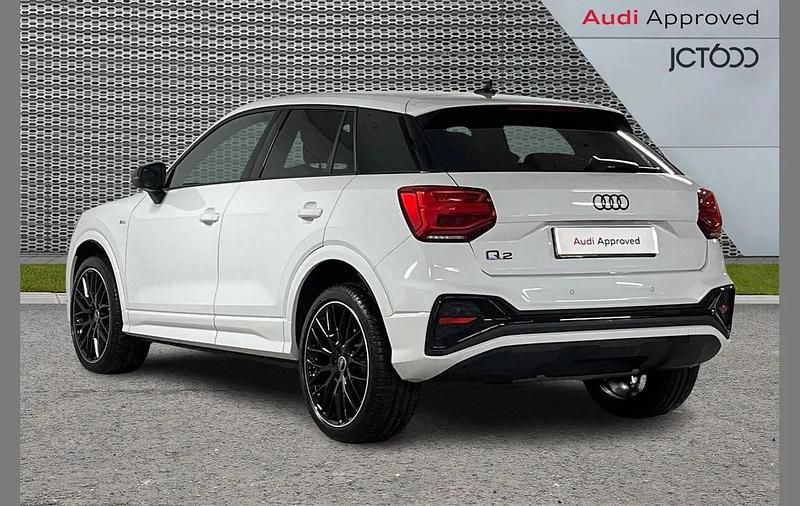Used Audi Q2 Black Edition 147 HP (108 kW) 2025 White SUV