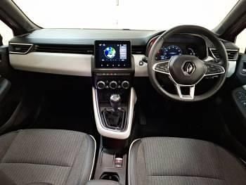 Używany Renault Clio V Techno 90 KM (66 kW) 2022 Czerwony Hatchback