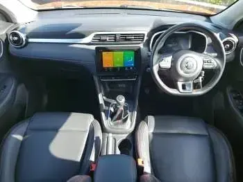Usado MG ZS Exclusive 106 CV (77 kW) 2023 Naranja SUV