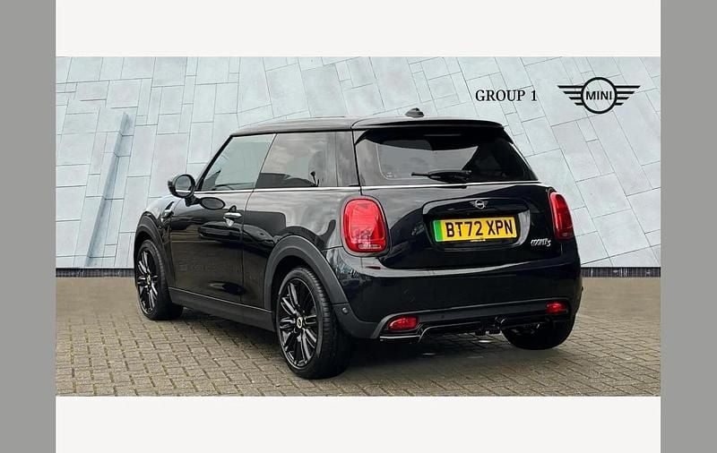 Used Mini Cooper S Level 2 135 kW (184 HP) 2023 Midnight black ii Hatchback