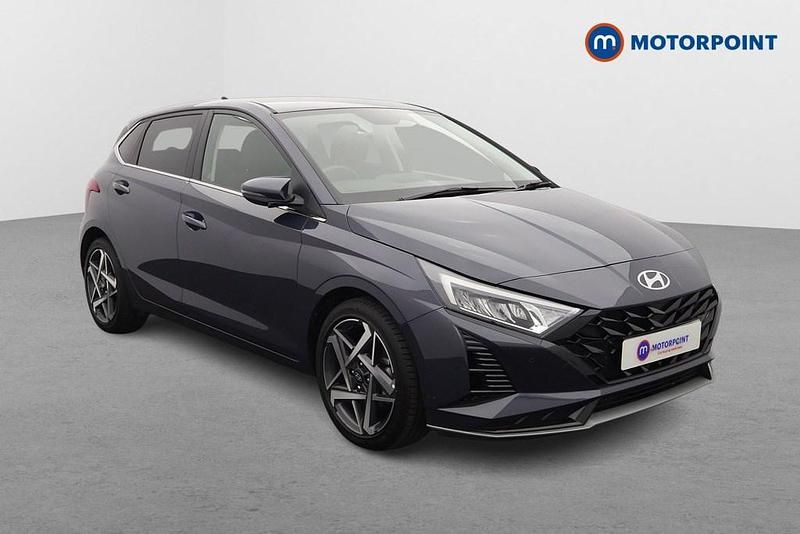 Used Hyundai i20 Premium 101 HP (74 kW) 2025 Grey Hatchback