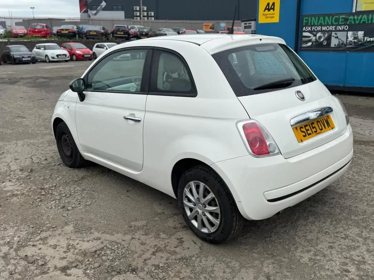 Used Fiat 500 Pop 69 HP (50 kW) 2015 White Hatchback