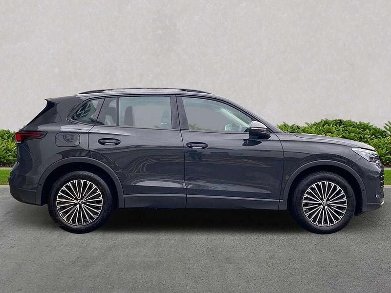 Used VW Tiguan Life 148 HP (108 kW) 2025 Grey SUV
