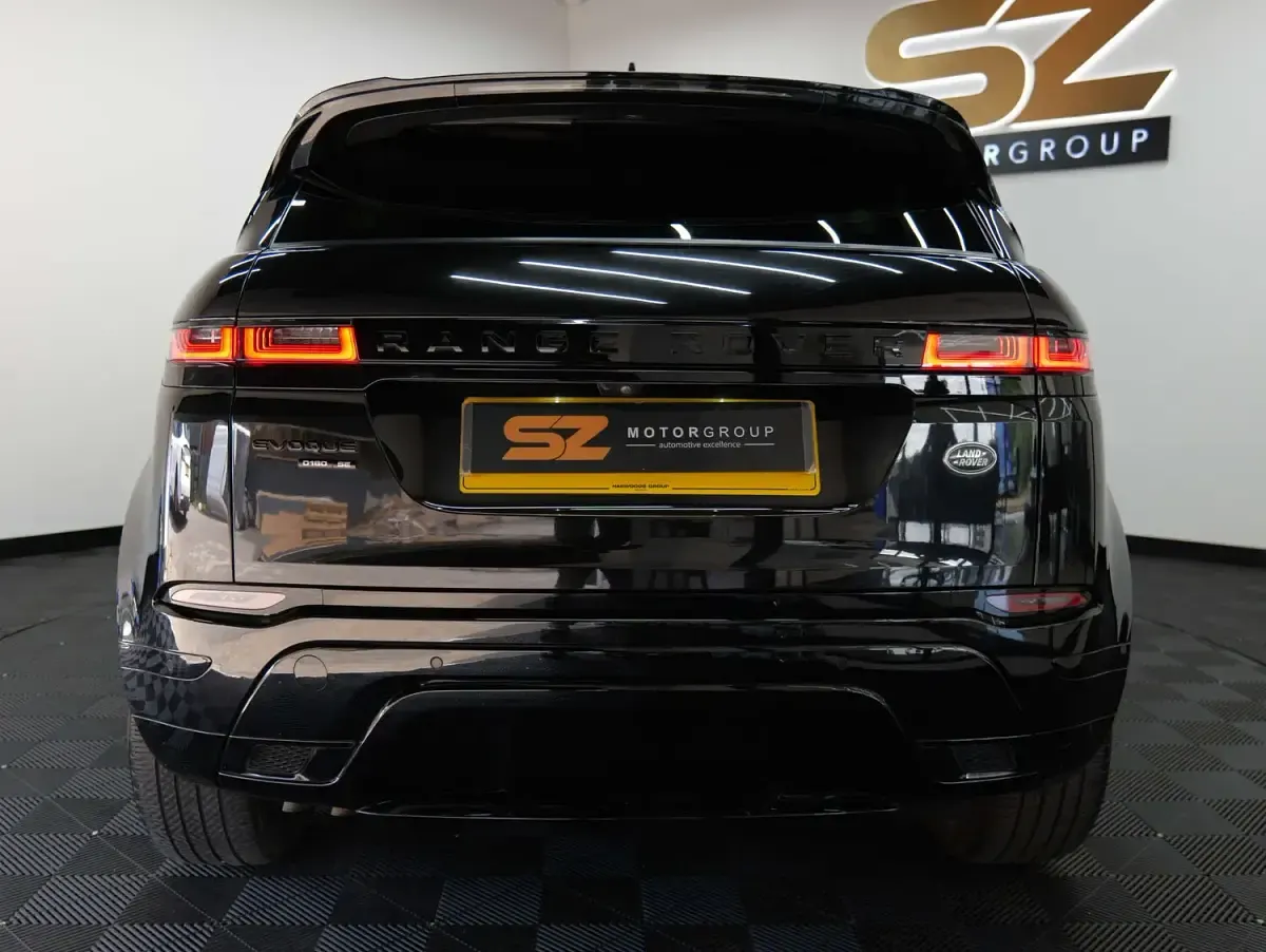 Used Land Rover Range Rover evoque SE Dynamic 2019 Black SUV