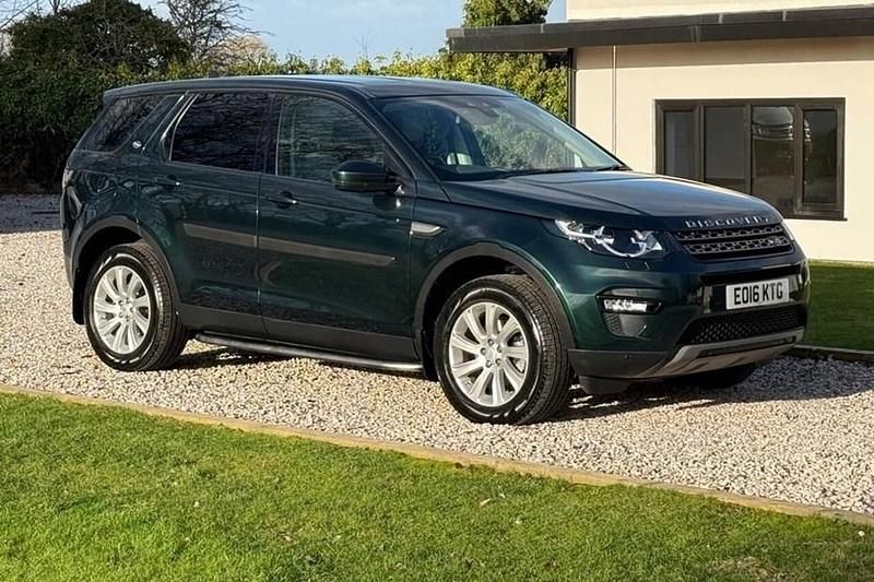 Green Used 2016 Land Rover Discovery Sport SE SUV | £12,351 (Good price) - Image 1/1