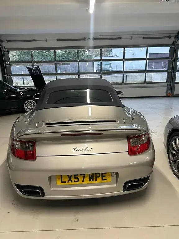 Usado Porsche 911 480 HP (353 kW) 2007 Prateado Cabrios