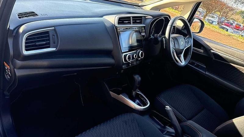 Used Honda Jazz Sport 130 HP (95 kW) 2019 Grey Hatchback