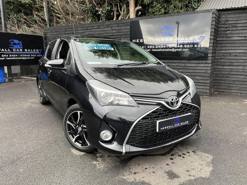 Black Used 2016 Toyota Yaris Design Hatchback | £7,495 (Fair price) - Image 1/4