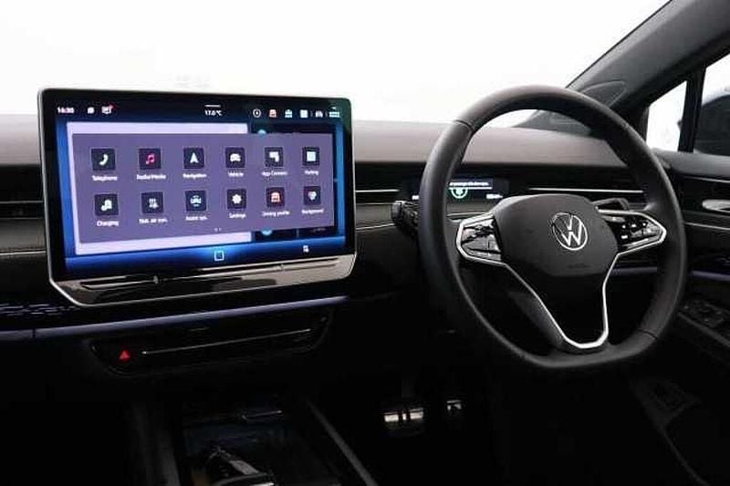 Used VW ID.7 Pro 210 kW (286 HP) 2024 Blue Hatchback