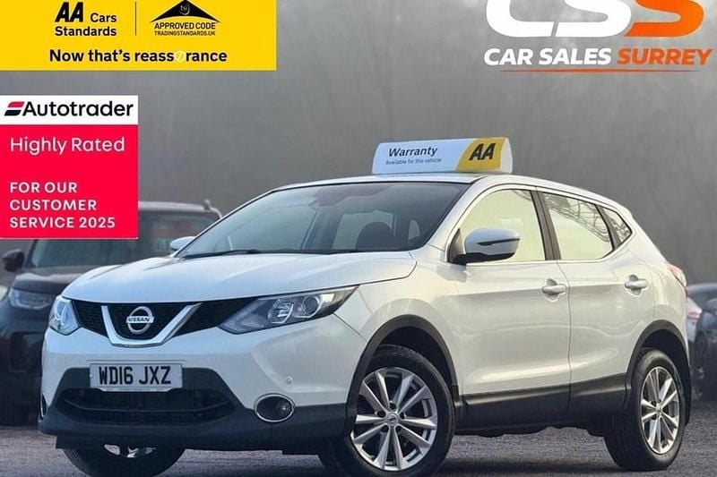 White Used 2016 Nissan Qashqai Acenta SUV | £9,000 (Good price) - Image 1/1