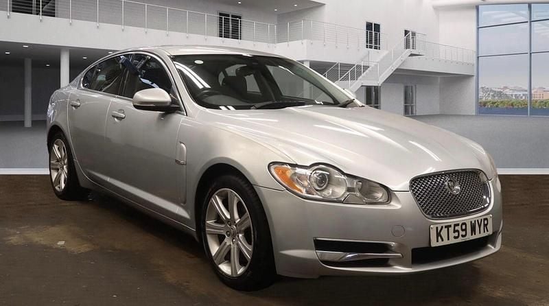 Silver Used 2010 Jaguar XF Luxury Sedan | £4,990 (Good price) - Image 1/4