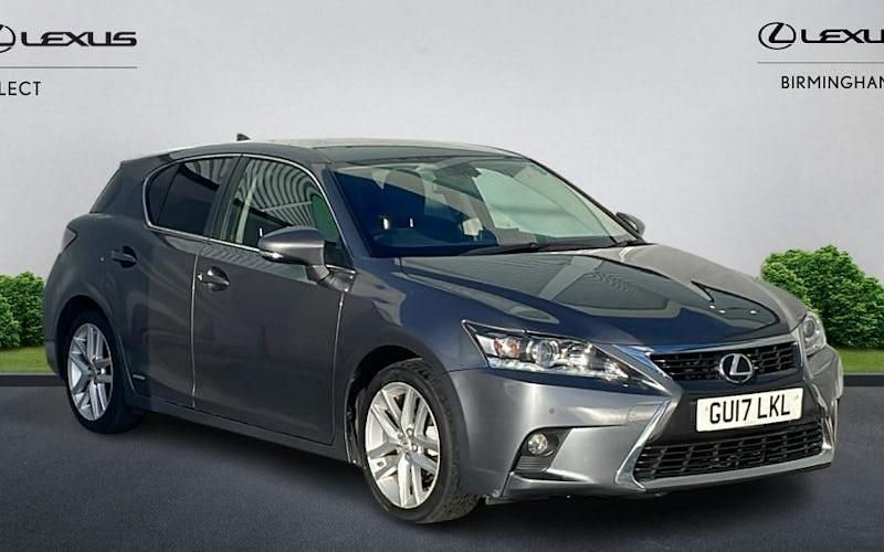 Used Lexus CT200h 136 HP (100 kW) 2017 Hatchback