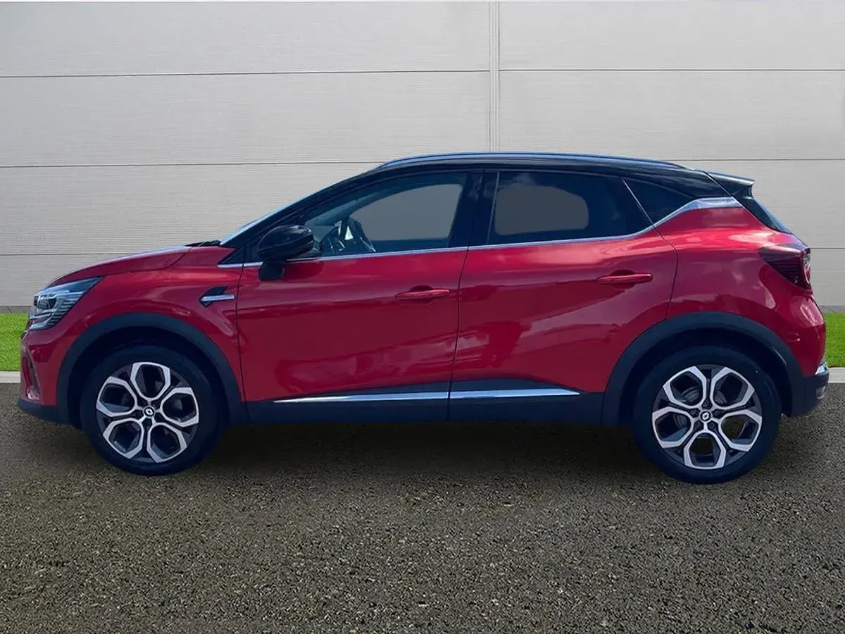 Used Renault Captur Techno 91 HP (66 kW) 2024 Red/black SUV
