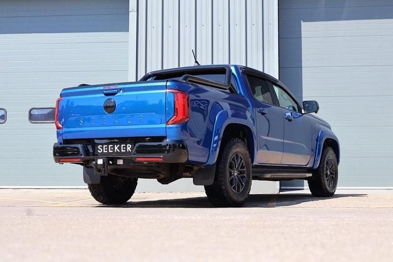 Begagnad VW Amarok Style 2023 Blå Pickup