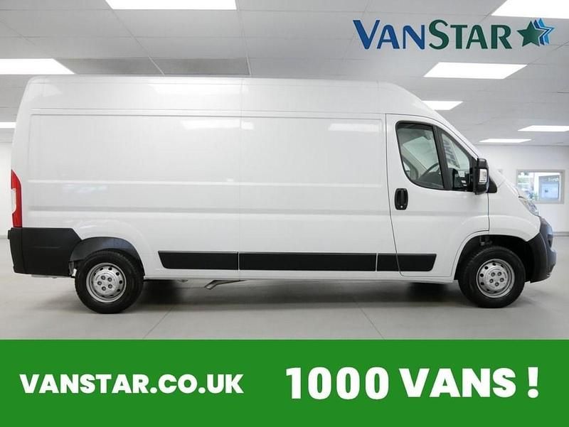 Used Citroën Relay 140 HP (102 kW) 2023 White Van